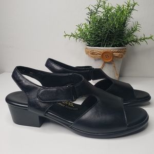 Sas Tripad Comfort Black Leather Small Heel